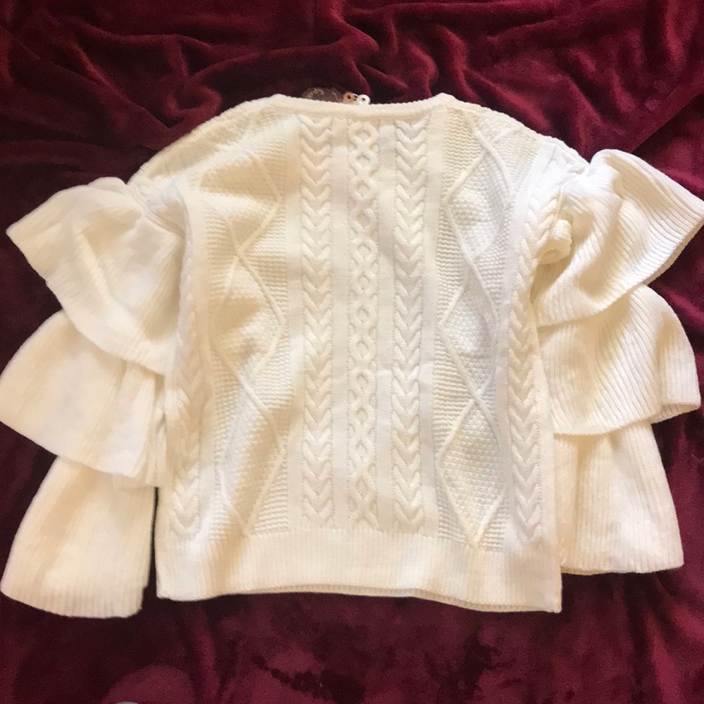 Sweater - Picture 4 of 4
